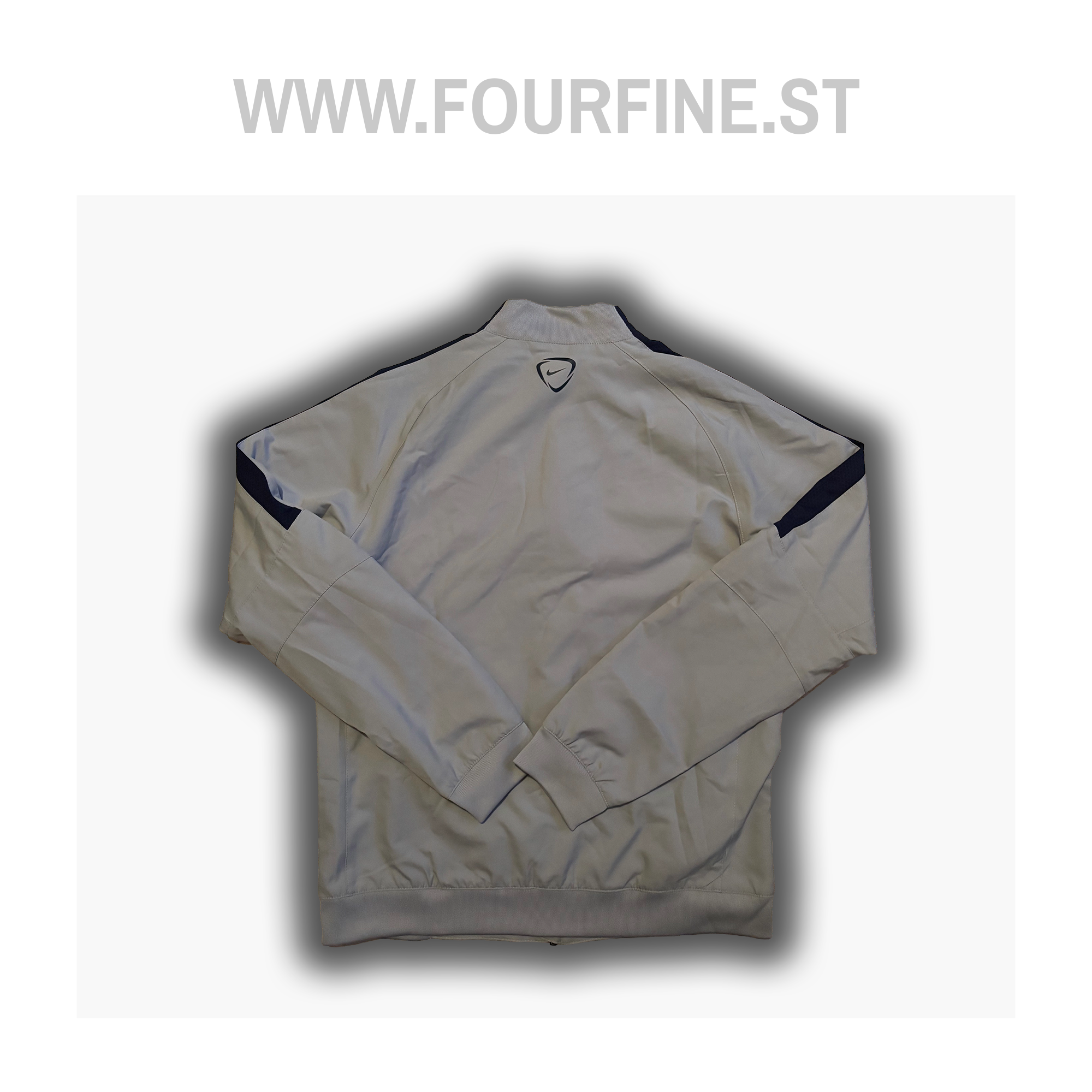 TRACKSUIT AS ROM [M]